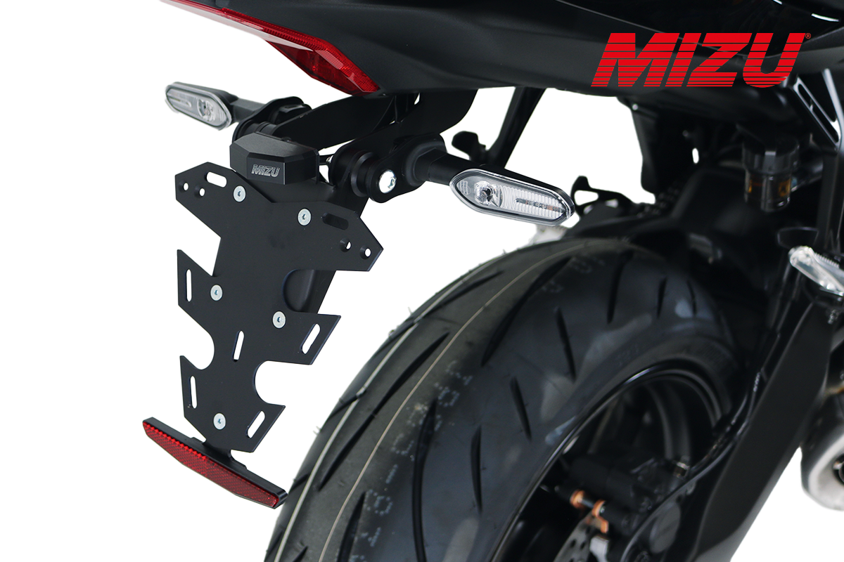 Kennzeichenhalter für Yamaha R7 (YZF 690)